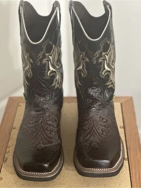 Tooled Western Cowboy Boots Dark Brown with Tan Embroidery Cheyenne Size 12